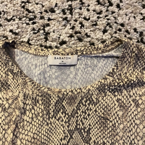 Aritzia Babaton TShirt - Picture 2 of 2